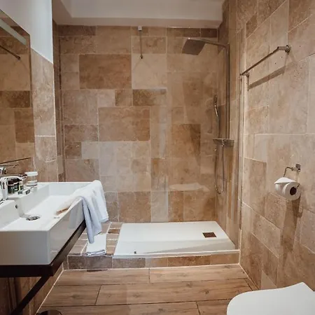Le Manoir Des Impressionnistes - Bord De Hotel 4*