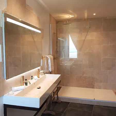 Le Manoir Des Impressionnistes - Bord De Hotel Honfleur