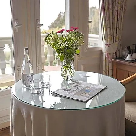 Le Manoir Des Impressionnistes - Bord De Hotel 4*