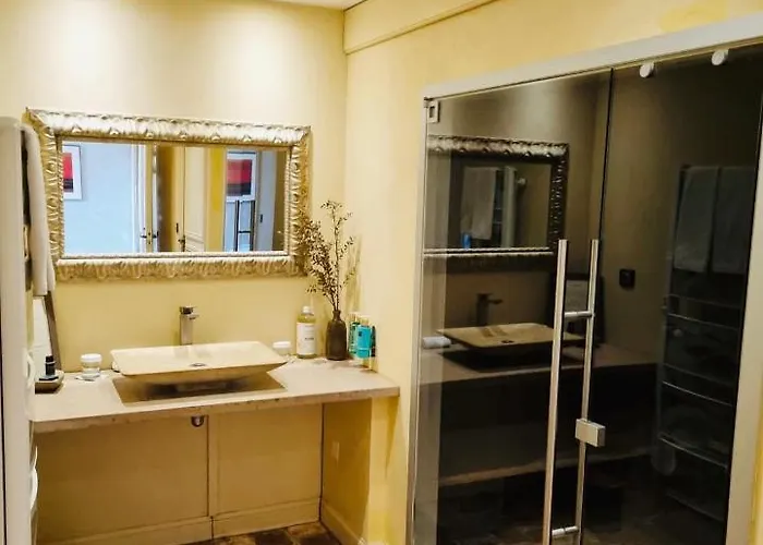 Le Manoir Des Impressionnistes - Bord De